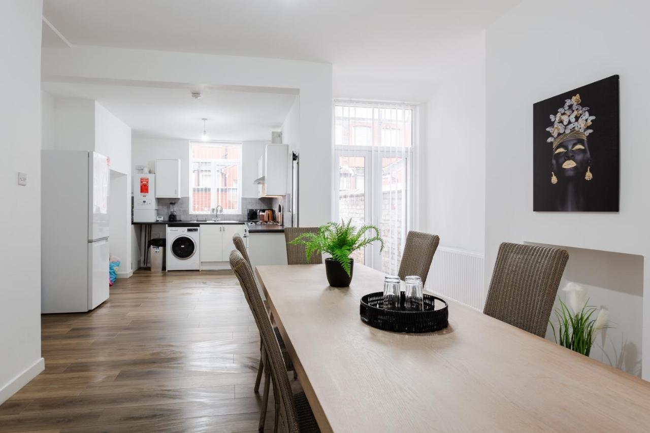 מנצ'סטר Clayton House - Spacious Home Near Etihad Stadium מראה חיצוני תמונה