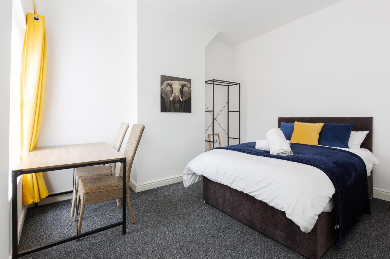 מנצ'סטר Clayton House - Spacious Home Near Etihad Stadium מראה חיצוני תמונה